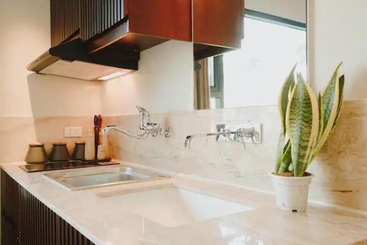 Homestay Giua Long Ha Noi - 10 Phut Den Pho Co Hà Nội Ngoại thất bức ảnh