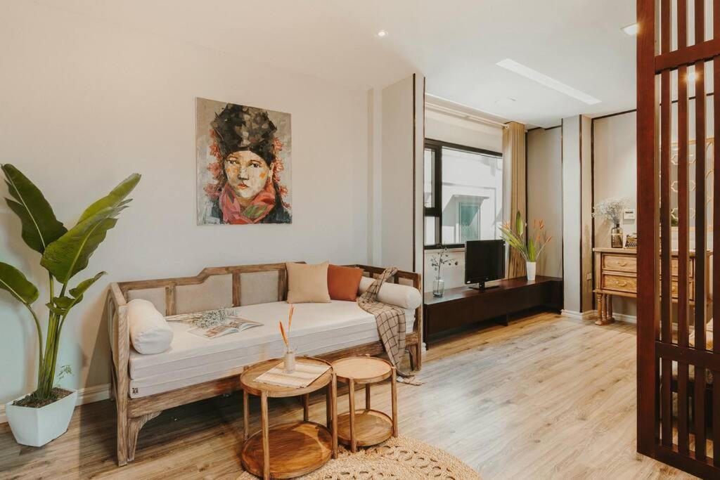 Homestay Giua Long Ha Noi - 10 Phut Den Pho Co Hà Nội Ngoại thất bức ảnh
